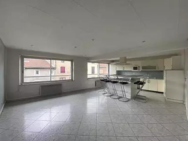 Saint Nicolas de Port 54210 Location appartement 3 pièces t3 au dernier étage