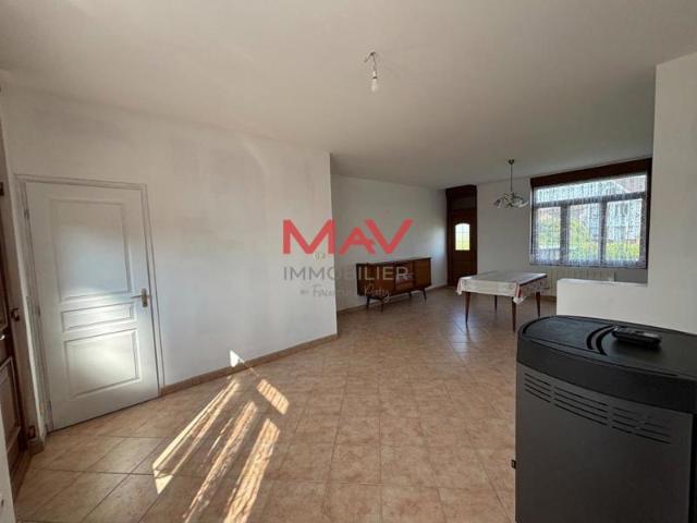 SAINT OMER MAISON DE 88,82m² AVEC UN JARDIN SITUÉE DANS LE DOULAC