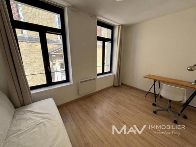 SAINT OMER MAISON MEUBLEE DE 54,41 M² AVEC TERRASSE PROCHE DU CENTRE VILLE