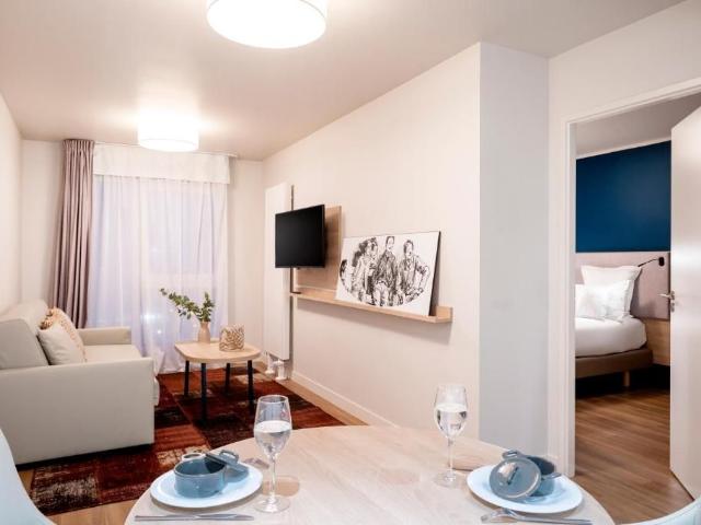 Saint Ouen Modern and spacious 1 BR apartment