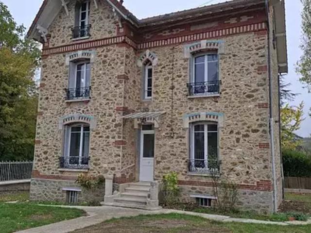 Saint Ouen sur Morin 77750 Location maison 6 pièces t6 jardin cave