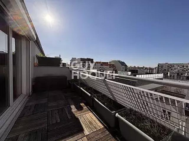 Saint Ouen sur Seine 93400 Achat / Vente appartement 5 pièces t5 au dernier étage terrasse