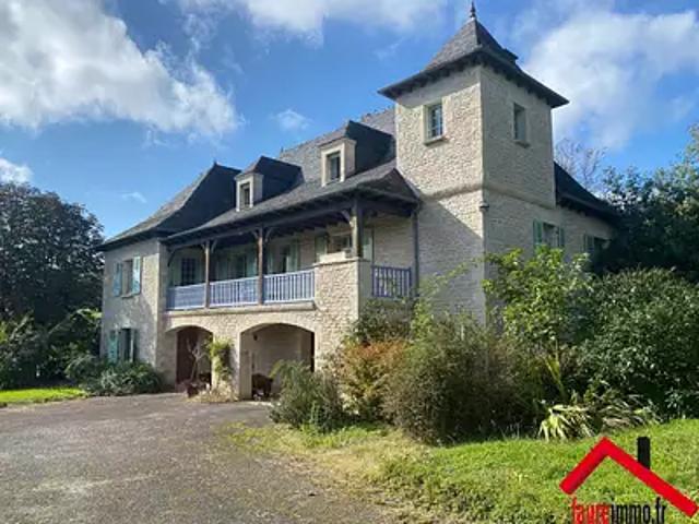 Saint Pantaléon de Larche 19600 Achat / Vente maison 7 pièces t7 jardin terrasse