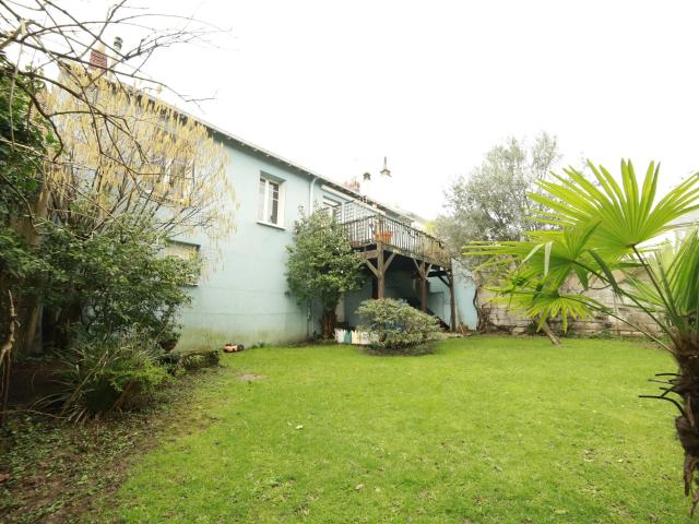 Saint Pasquier: Maison Familiale 5 chambres