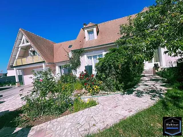 Saint Pathus 77178 Achat / Vente maison 9 pièces t9 au dernier étage jardin
