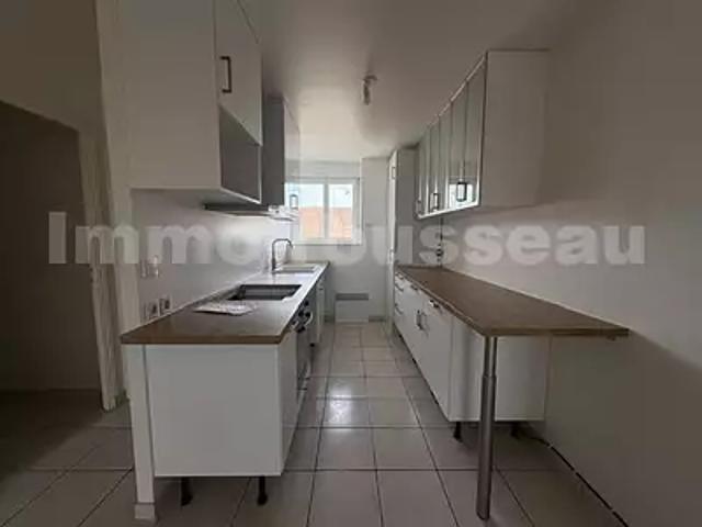 Saint Pathus 77178 Location appartement 3 pièces t3 au dernier étage parking