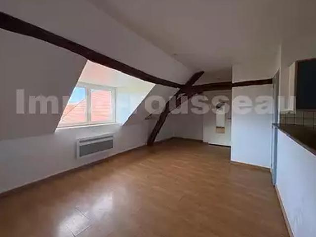 Saint Pathus 77178 Location appartement 2 pièces t2 au dernier étage parking
