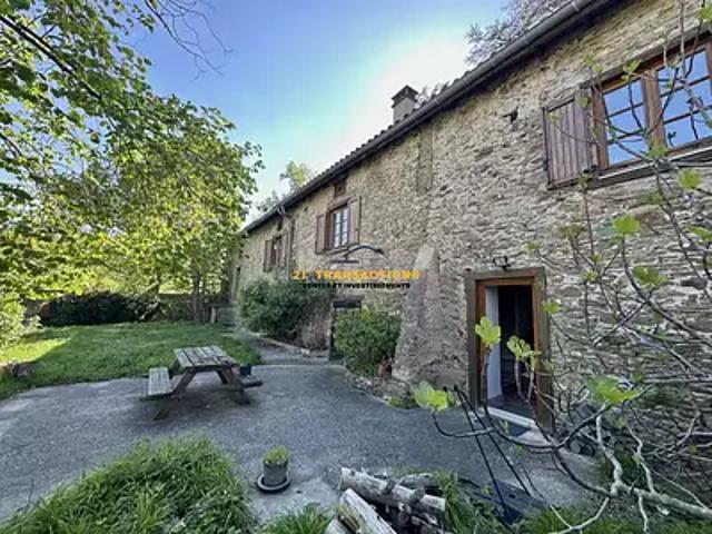 Saint Paul en Jarez 42740 Achat / Vente maison 6 pièces t6 piscine parking