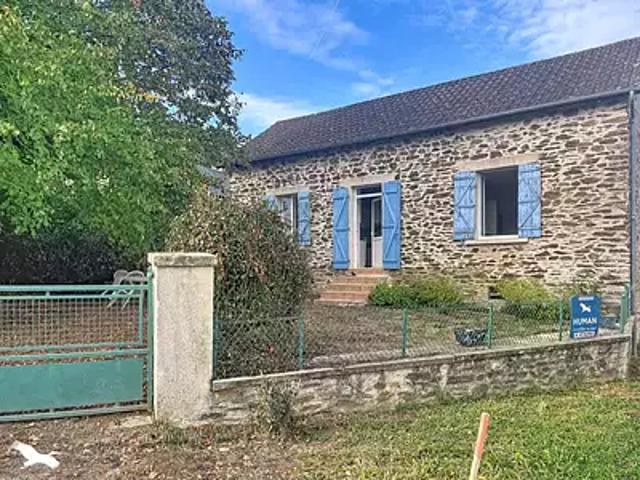 Saint Paul la Roche 24800 Achat / Vente maison 4 pièces t4 au dernier étage parking