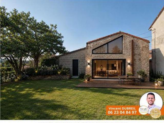 Saint Pays de la Loire 44690 104714188