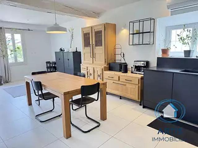 Saint Pée sur Nivelle 64310 Achat / Vente appartement 5 pièces t5