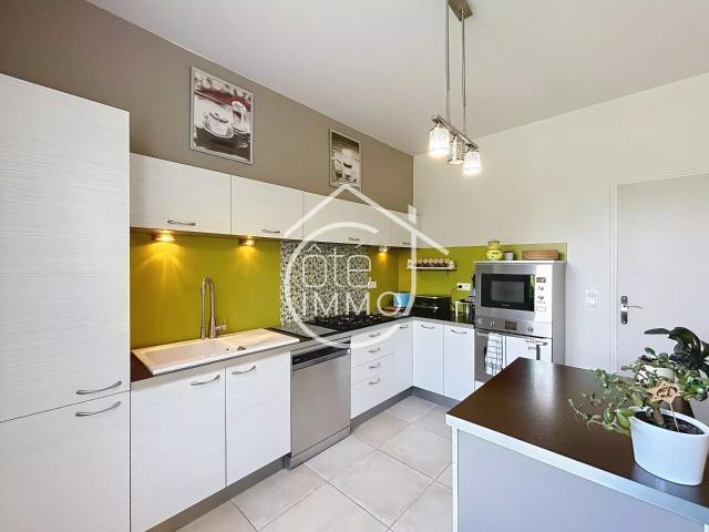 Saint Pey de Castet: Maison 215 m² avec accès Dordogne 215m² Saint Pey de Castets