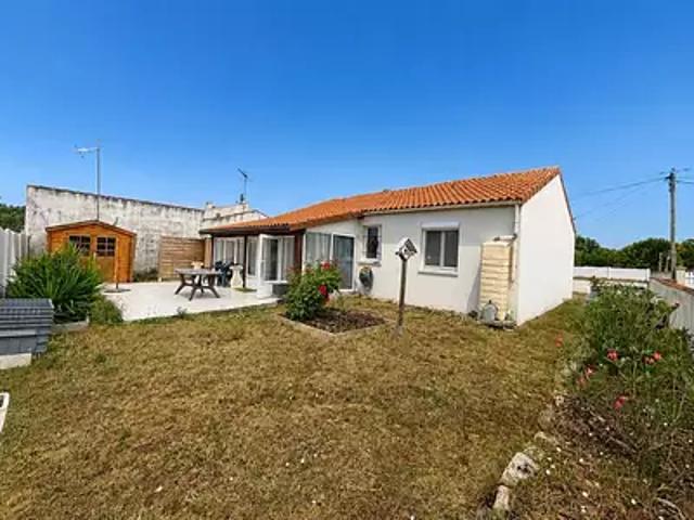 Saint Pierre d'Oléron 17310 Location maison 4 pièces t4 jardin terrasse