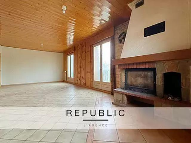 Saint Pierre d'Albigny 73250 Achat / Vente appartement 7 pièces t7 au dernier étage cave
