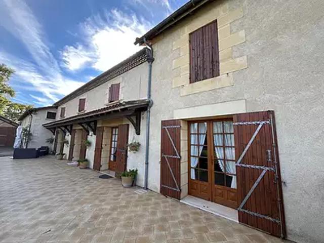 Saint Pierre d'Eyraud 24130 Achat / Vente maison 8 pièces t8 au dernier étage