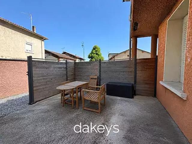 Saint Pierre de Chandieu 69780 Achat / Vente appartement 2 pièces t2