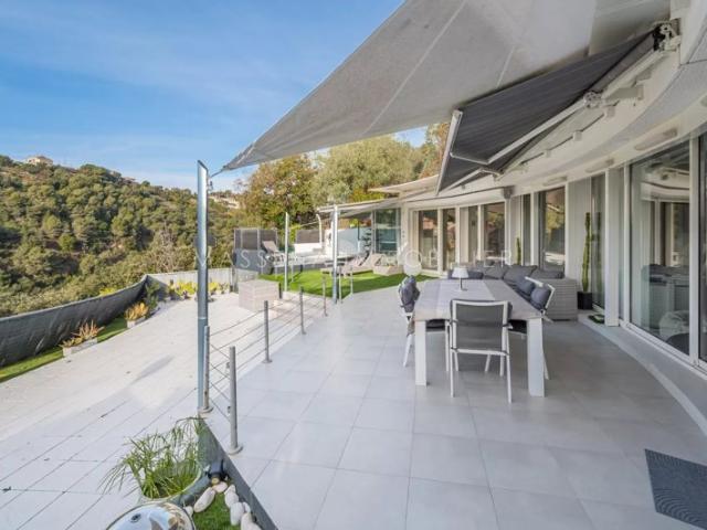 Saint Pierre de Féric Villa 3 pièces avec piscine terrasse et jardin