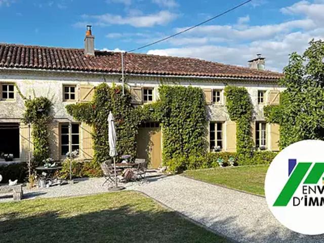 Saint Pierre de Juillers 17400 Achat / Vente maison 5 pièces t5