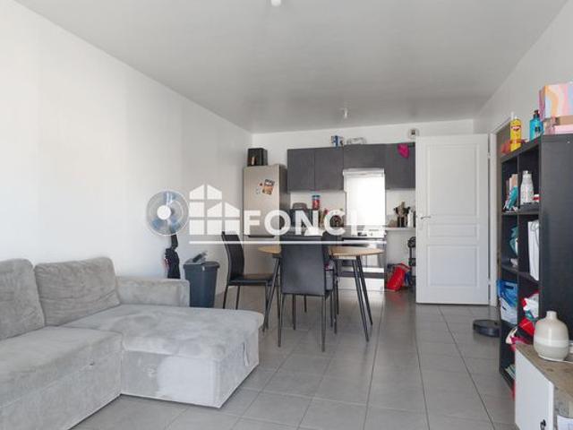 SAINT PIERRE DU PERRAY 3 Pièces avec terrasse et 2 parkings en sous sol à vendre
