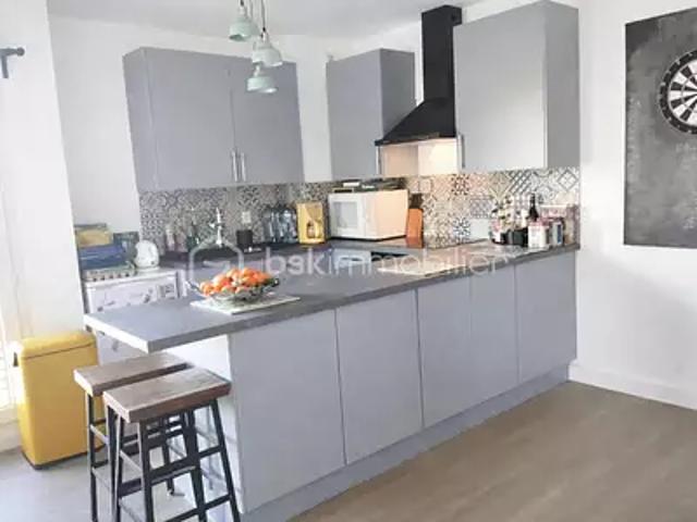 Saint Pierre du Perray 91280 Achat / Vente appartement 2 pièces t2 balcon