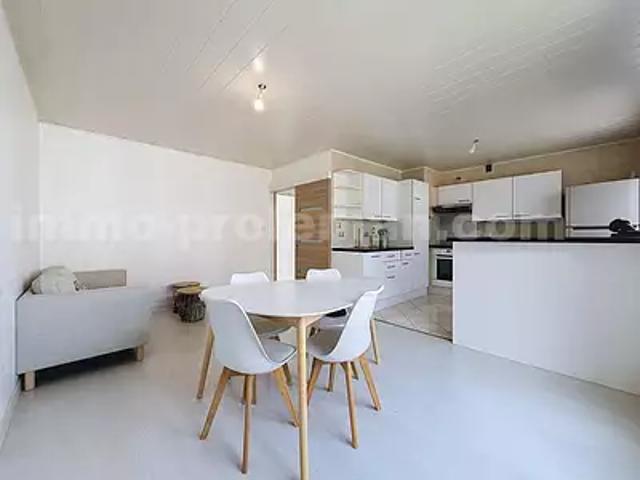 Saint Pierre en Faucigny 74800 Achat / Vente appartement 3 pièces t3 garage