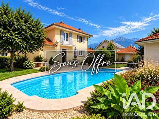 Saint Pierre en Faucigny 74800 Achat / Vente maison 5 pièces t5 piscine terrasse
