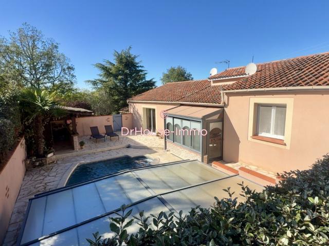 Saint Pierre Lafeuille Charmante maison familiale de plain pied, 4 chambres, piscine et terrain de 2 395 m²