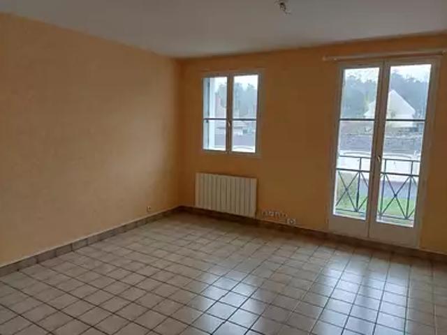 Saint Pierre lès Nemours 77140 Location appartement 2 pièces t2 cave balcon