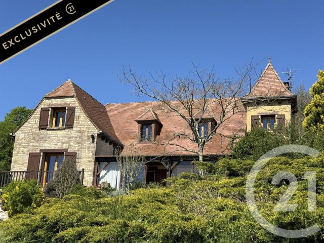 Saint Projet. Grande maison familiale sur 3600 m2 de terrain. 155m² Saint Projet
