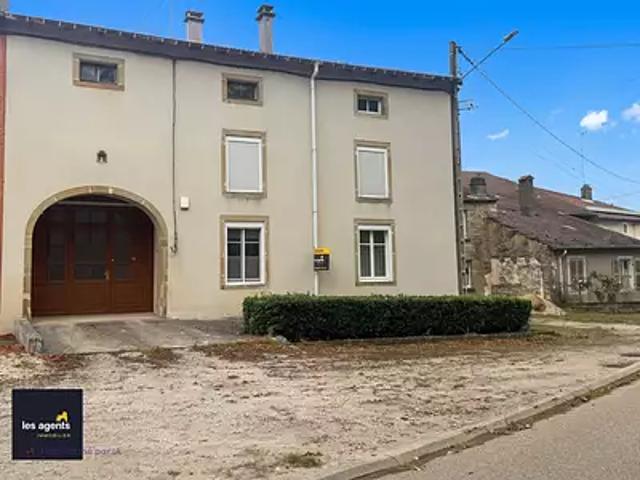 Saint Prancher 88500 Achat / Vente maison 6 pièces t6 au dernier étage jardin