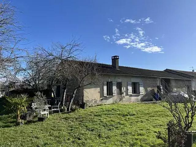 Saint Privat en Périgord 24410 Achat / Vente maison 2 pièces t2 parking