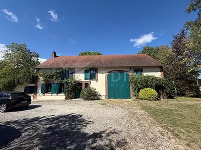 Saint Privé 89220 Achat / Vente maison 5 pièces t5 au dernier étage jardin