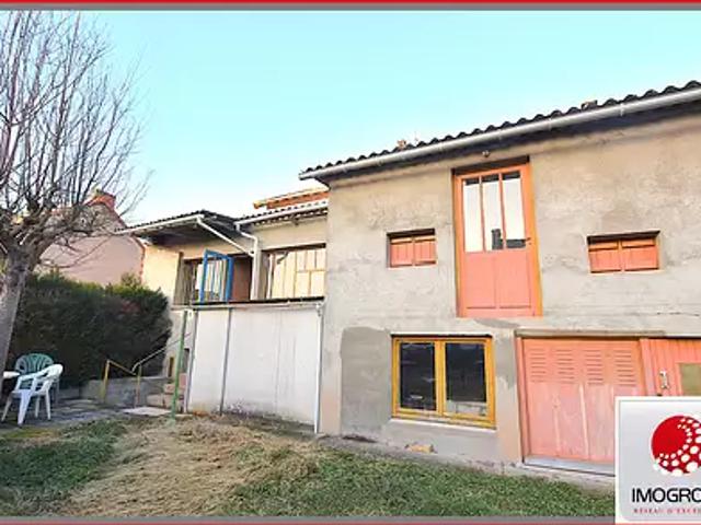 Saint Prix 03120 Achat / Vente maison 4 pièces t4 au dernier étage terrasse