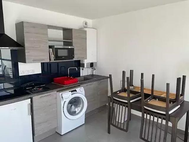 Saint Priest 69800 Location appartement 1 pièce t1 terrasse