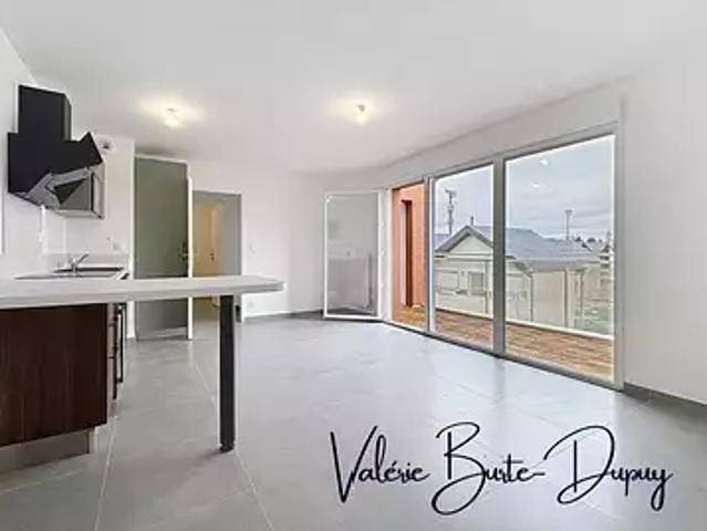 Saint Pryvé Saint Mesmin 45750 Achat / Vente appartement 3 pièces t3 au dernier étage terrasse