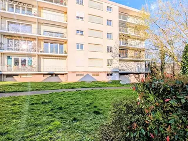 Saint Quentin 02100 Achat / Vente appartement 5 pièces t5 au dernier étage parking