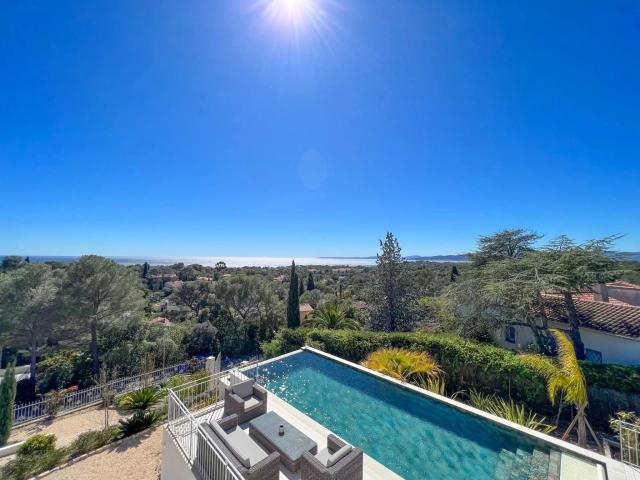Saint Raphaël, propriété d'exception avec vue mer panoramiqu. 270m² Sainte Maxime