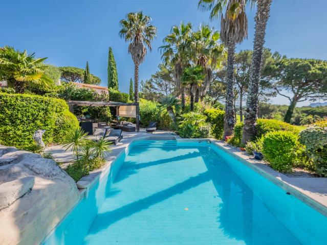 Saint Raphaël – Valescure – Propriété d'exception en bordure. 303m² Saint Raphaël