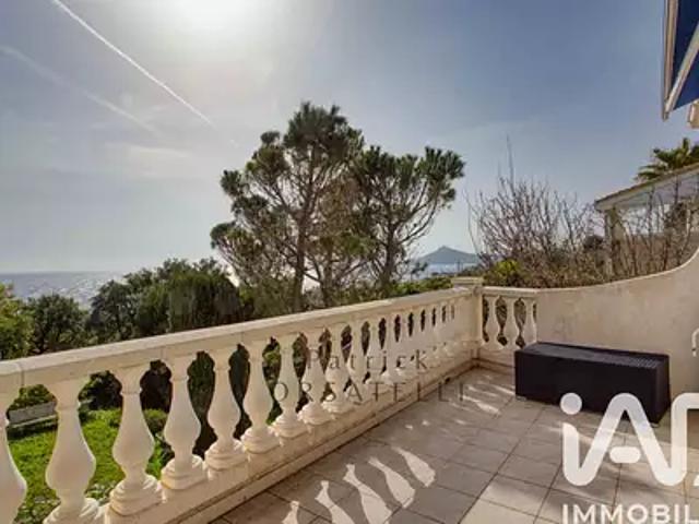 Saint Raphaël 83530 Achat / Vente maison 4 pièces t4 parking