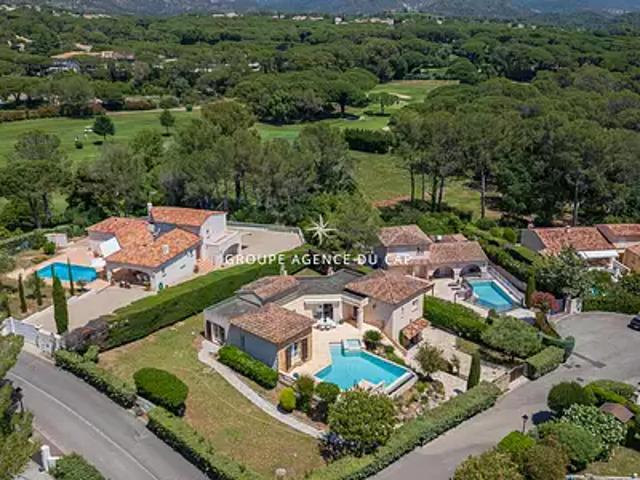 Saint Raphaël 83700 Achat / Vente maison 5 pièces t5 au dernier étage piscine