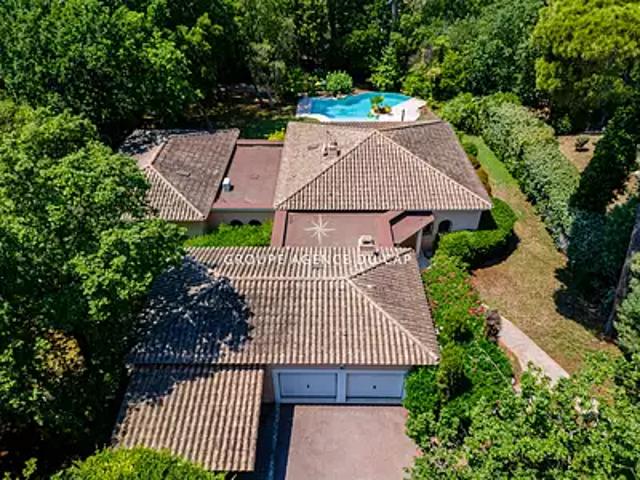 Saint Raphaël 83700 Achat / Vente maison 6 pièces t6 au dernier étage