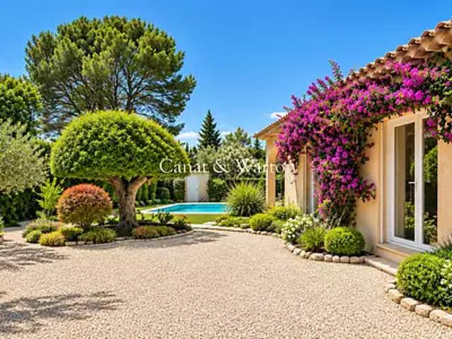 Saint Raphaël 83700 Achat / Vente maison 7 pièces t7 piscine