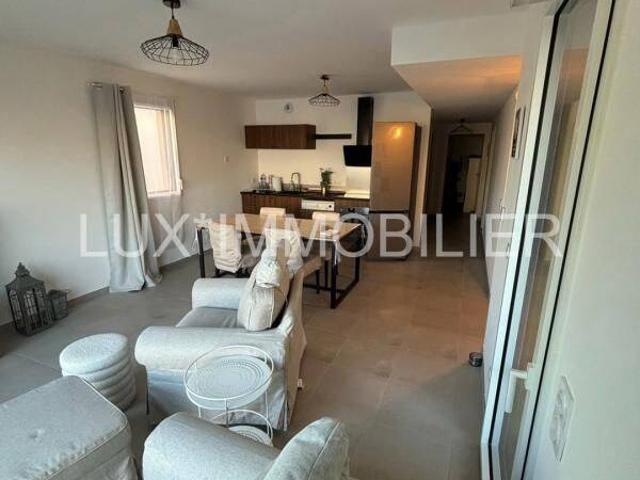 SAINT REMY DE PROVENCE 3 PIECES DERNIER ETAGE TERRASSE