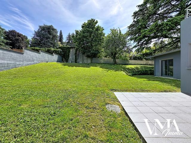 Saint Romain au Mont d'Or / Maison de 220m2 sur une parcelle de terrain de 1400m2