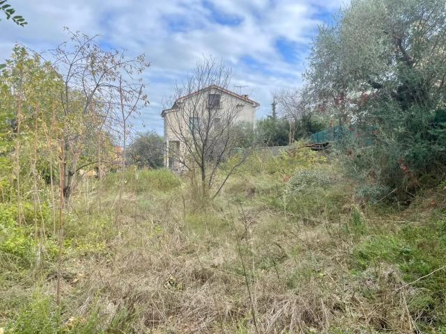 Saint Roman de Bellet – Maison à rénover avec fort potentiel et
