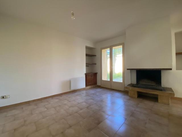 SAINT SATURNIN LES AVIGNON MAISON T5 116.44M² AVEC JARDIN
