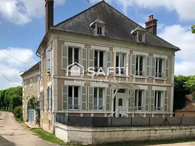 Saint Sauveur en Puisaye 89520 Achat / Vente maison 8 pièces t8 parking