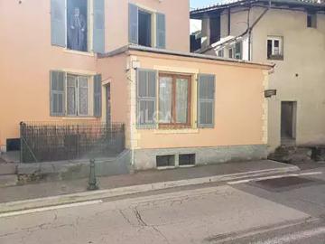 Saint Sauveur sur Tinée 06420 Achat / Vente appartement 3 pièces t3