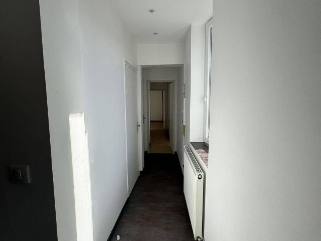 SAINT SAUVEUR 2 rue Aristide Briand: Réf LB0589