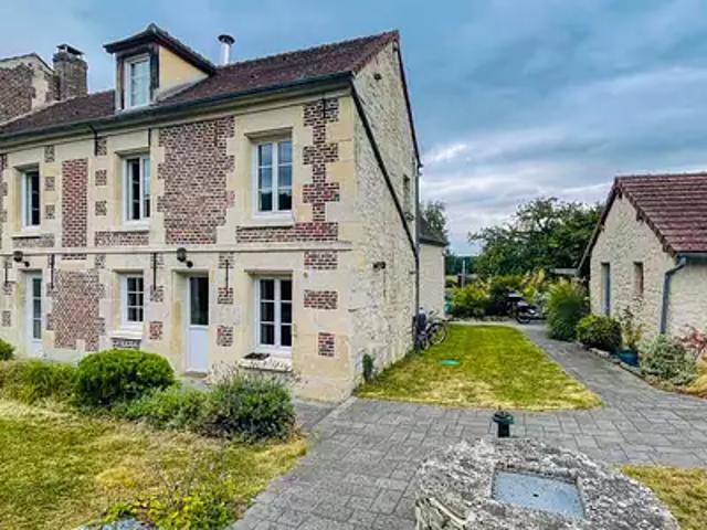 Saint Sauveur 60320 Achat / Vente maison 7 pièces t7 au dernier étage terrasse